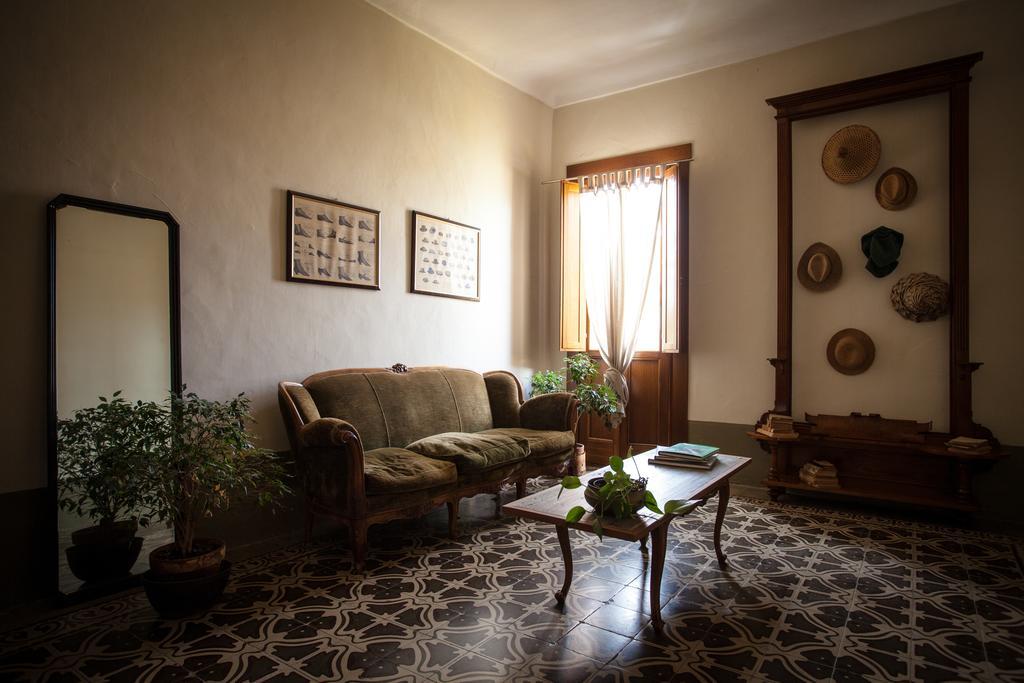 Piazza San Pantaleo Bed & Breakfast Sorso Bagian luar foto