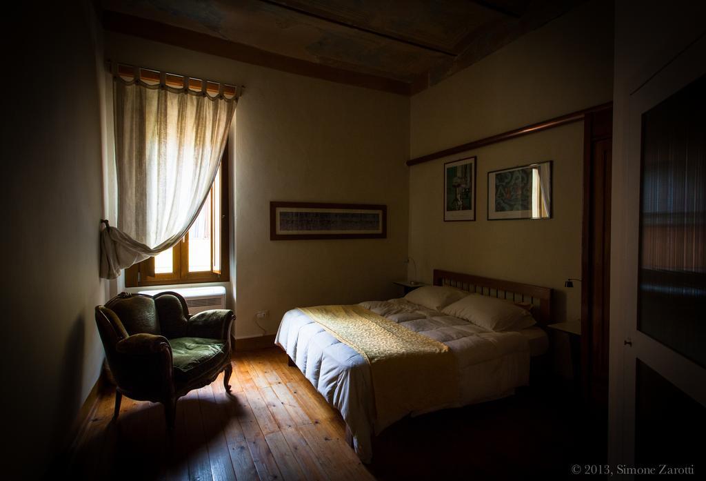 Piazza San Pantaleo Bed & Breakfast Sorso Ruang foto